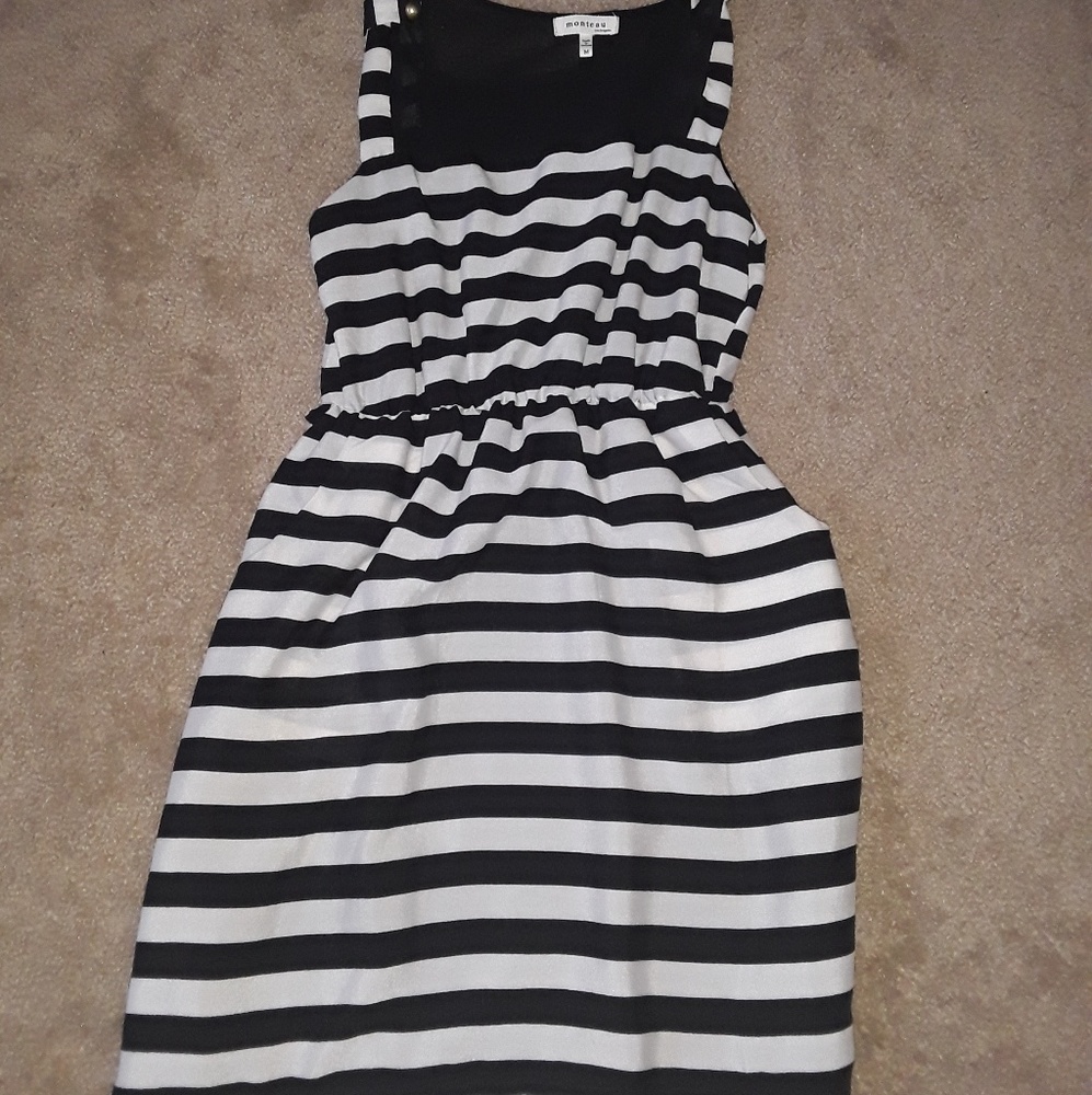 Striped black and white dress